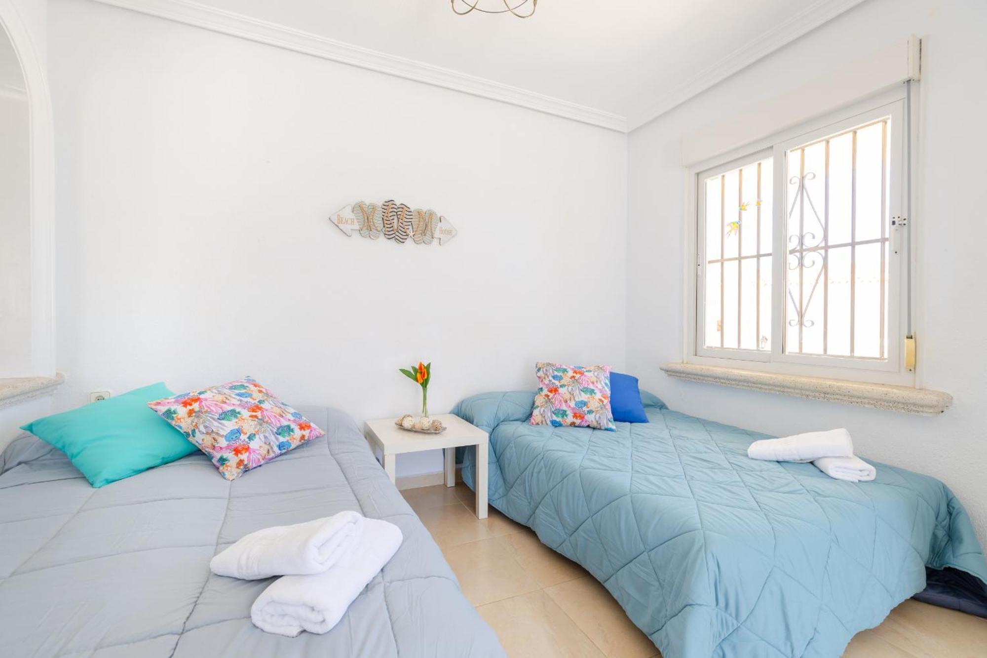 Fidalsa Grand Mediterranean Beachfront Villa Playa Flamenca Kültér fotó